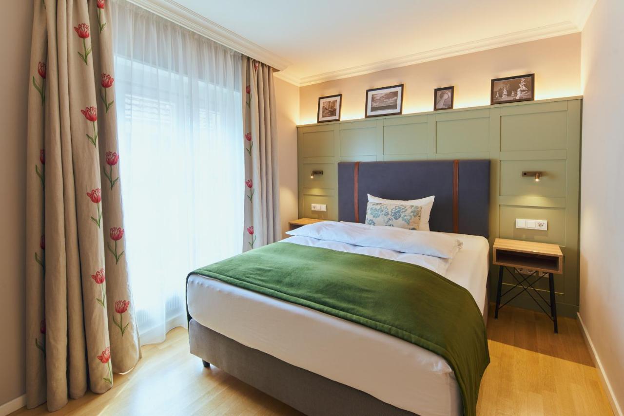 Habitación Individual Superior con cama francesa