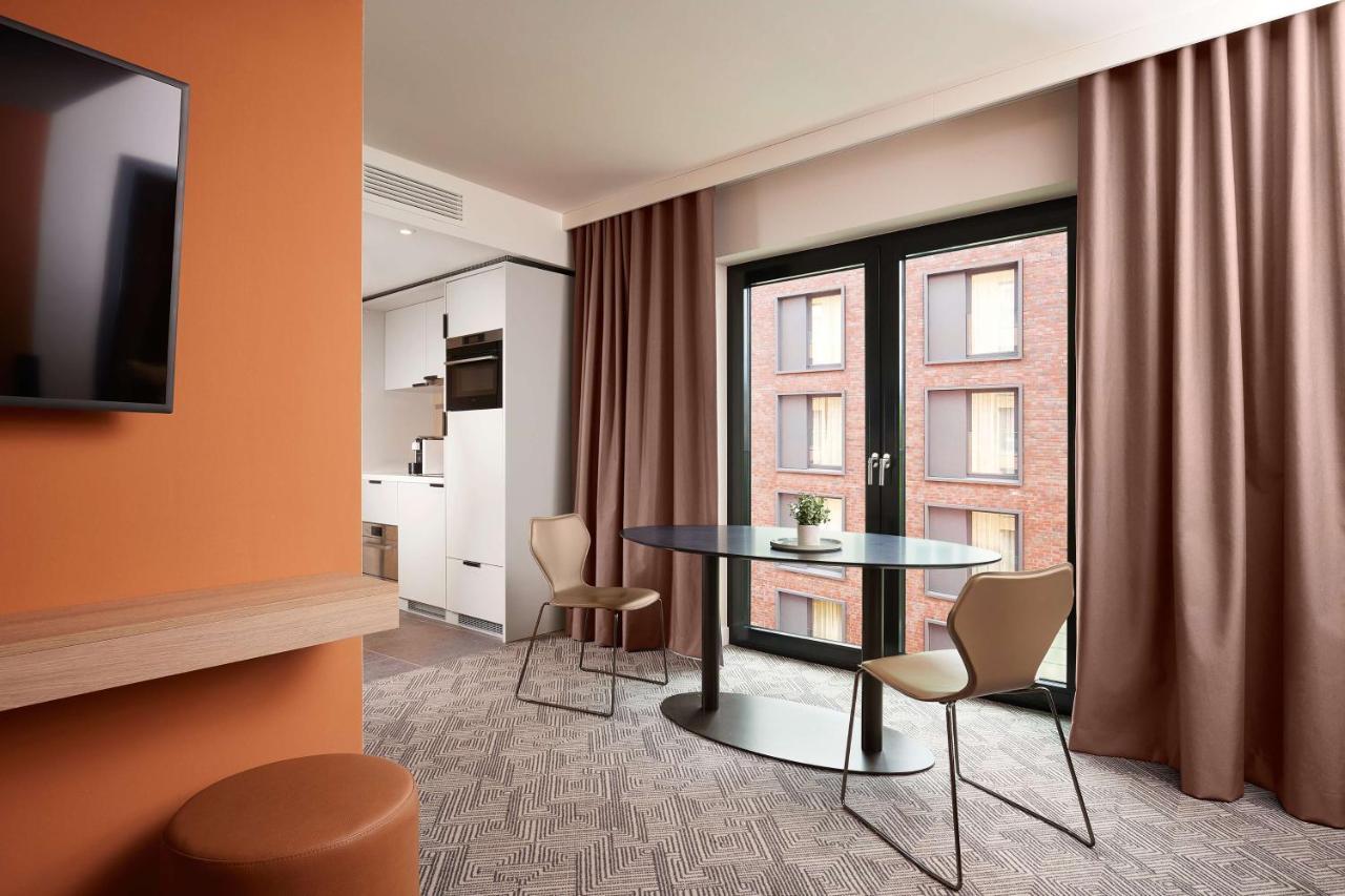 One-Bedroom Apartment,1382593121:JPEG