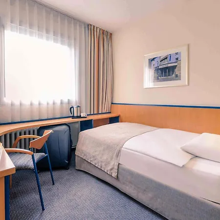 Mercure Hotel Duesseldorf City Center-3